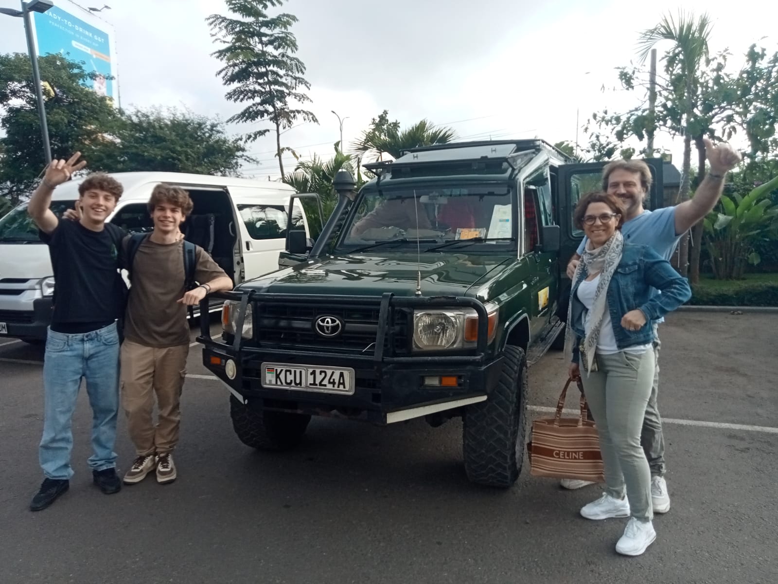 stephanie and family 9 day safari